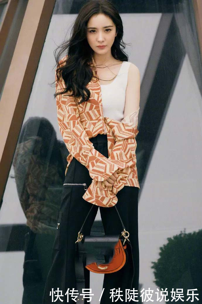 同样是辣妈，杨幂撞衫全智贤，网友中国人的穿法韩国人表示佩服