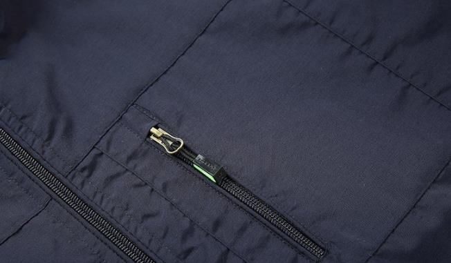 “保镖装”一炮而红，入秋穿正好，不是我吹，奔4奔5男人不舍脱