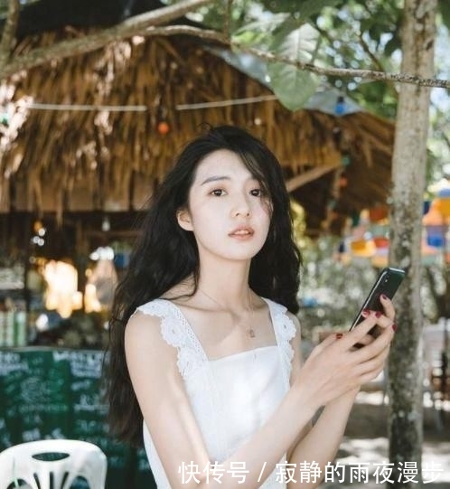「复古」10种少女感显瘦迷人的春装穿法,文艺又气质