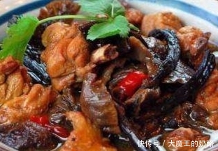  [小鸡炖蘑菇]北方妈妈常给孩子吃的菜，补充营养，喷香下饭，增强抵抗力身体棒
