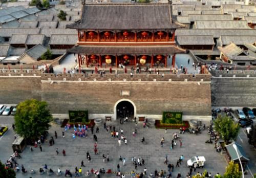 旅游攻略:青州古城有着长久的历史,古代山东的中心,古典之美