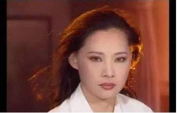 果然现在的化妆技巧都是大师玩剩下的，给这20年前的化妆术跪了