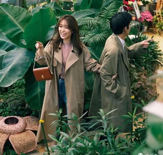 『春夏』它才是贯穿四季的高级色，春夏穿更出彩