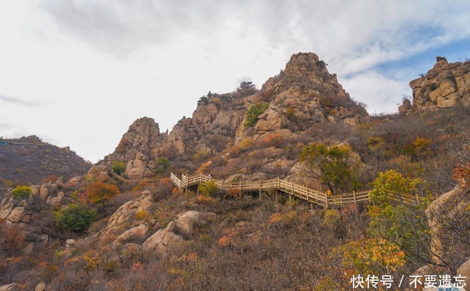  宁省朝阳市■国内最为常见的山名，有11座山峰重名，其中1个省份有5座山叫这名