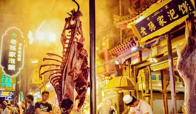 3条中国“臭名远扬”的美食街，受到很多游客的吐槽，你去过吗？