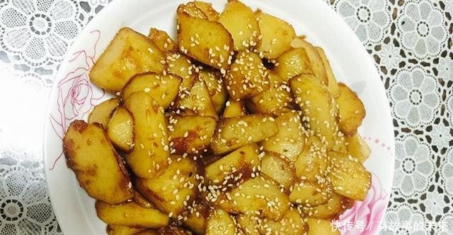  做法■家里有土豆，别再炒着吃了，试试此做法，酸甜可口，好吃又下饭