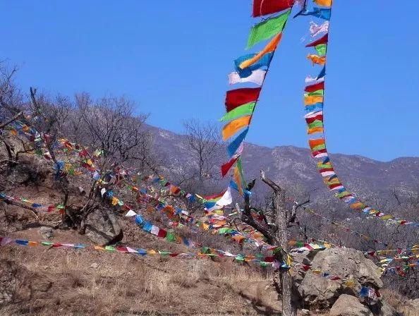 这个京西深山保存最完整的寺院，居然已经1300多年了！看看在哪里