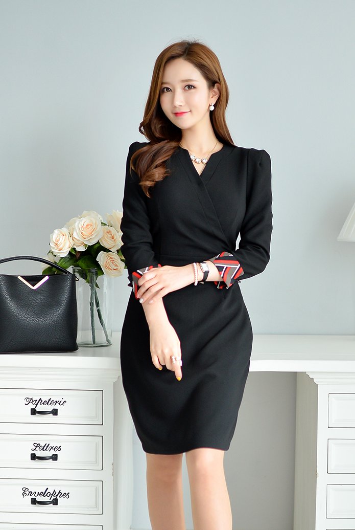 干练弗格萨克垫肩长袖职场衣裙