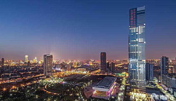  #高铁#中国有两个城市将晋升“万亿俱乐部”