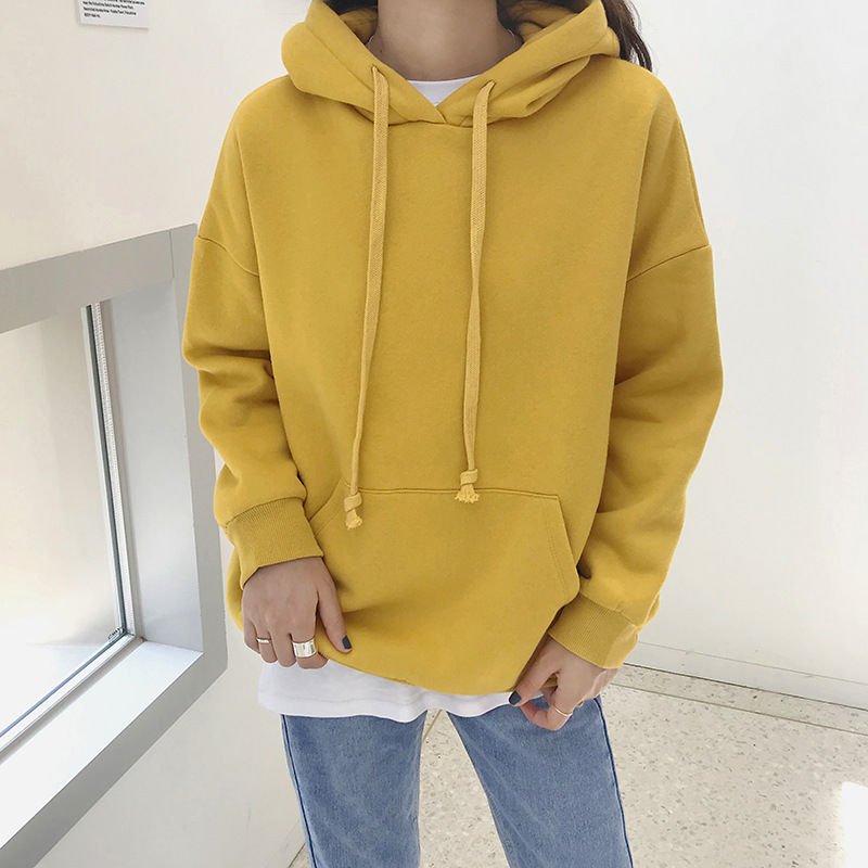 1米58的女人尽量少穿长外套，入秋就要这样穿，看着十分显高