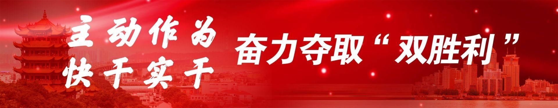  「筛查」核酸检测，护士顶着酷暑为10万居民上门筛查