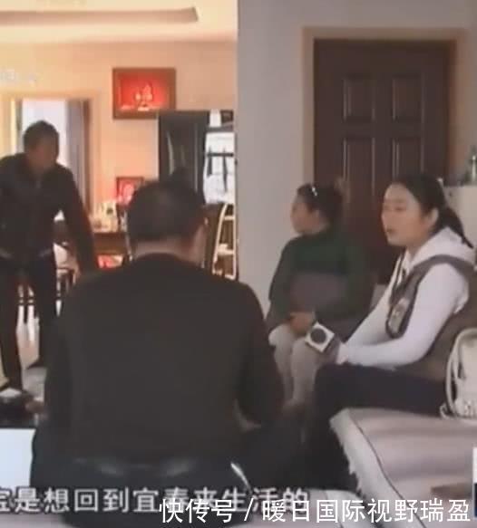 儿子@养儿防老,老人想拿回自己退休卡,儿子你们要给我吃颗定心丸