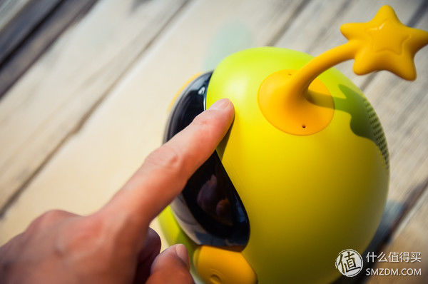 可情感对话支持远程查看宝宝动态的布丁迷你豆智能机器人了解下