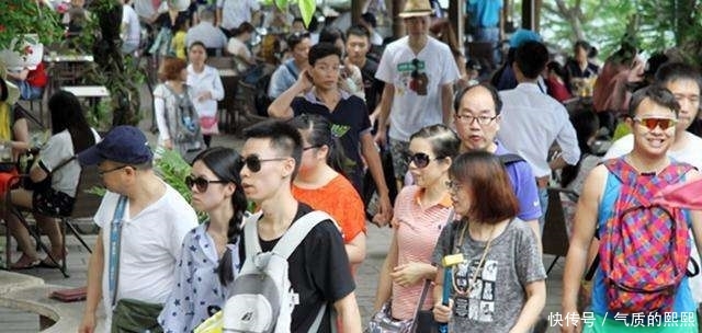 此国禁止中国游客在咖啡店消费，对中国游客乱收小费，结果却凉凉