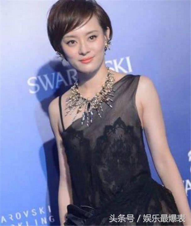孙俪身穿短裙真的美翻了！网友喊话邓超：快把娘娘藏家里吧
