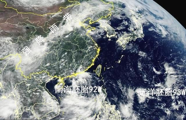 双胚胎酝酿“双台风”，降水回波红得发亮，坏暴雨“一触即发”