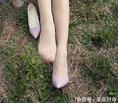 美脚丫搭配高跟鞋，也能做一回高个子，让你瞬间提升自身的气质！