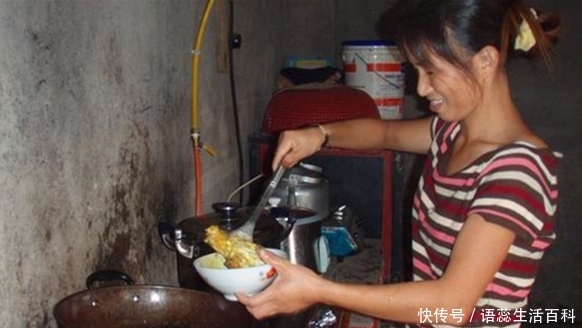  「农民」农村“天然气”统一入户后，农民为何却不用？到底啥原