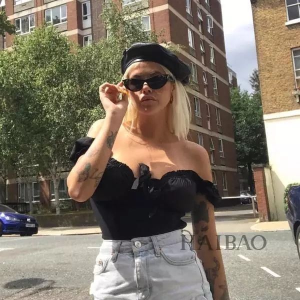 现在的女明星都流行穿这件?适合大胸妹的衣服终于有了!