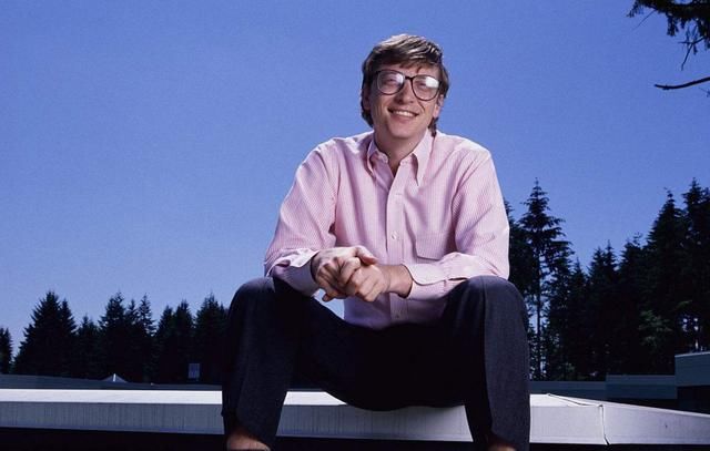 中国赚钱最快的5个富豪：马云和马化腾都输给了他，靠卖房日赚5亿