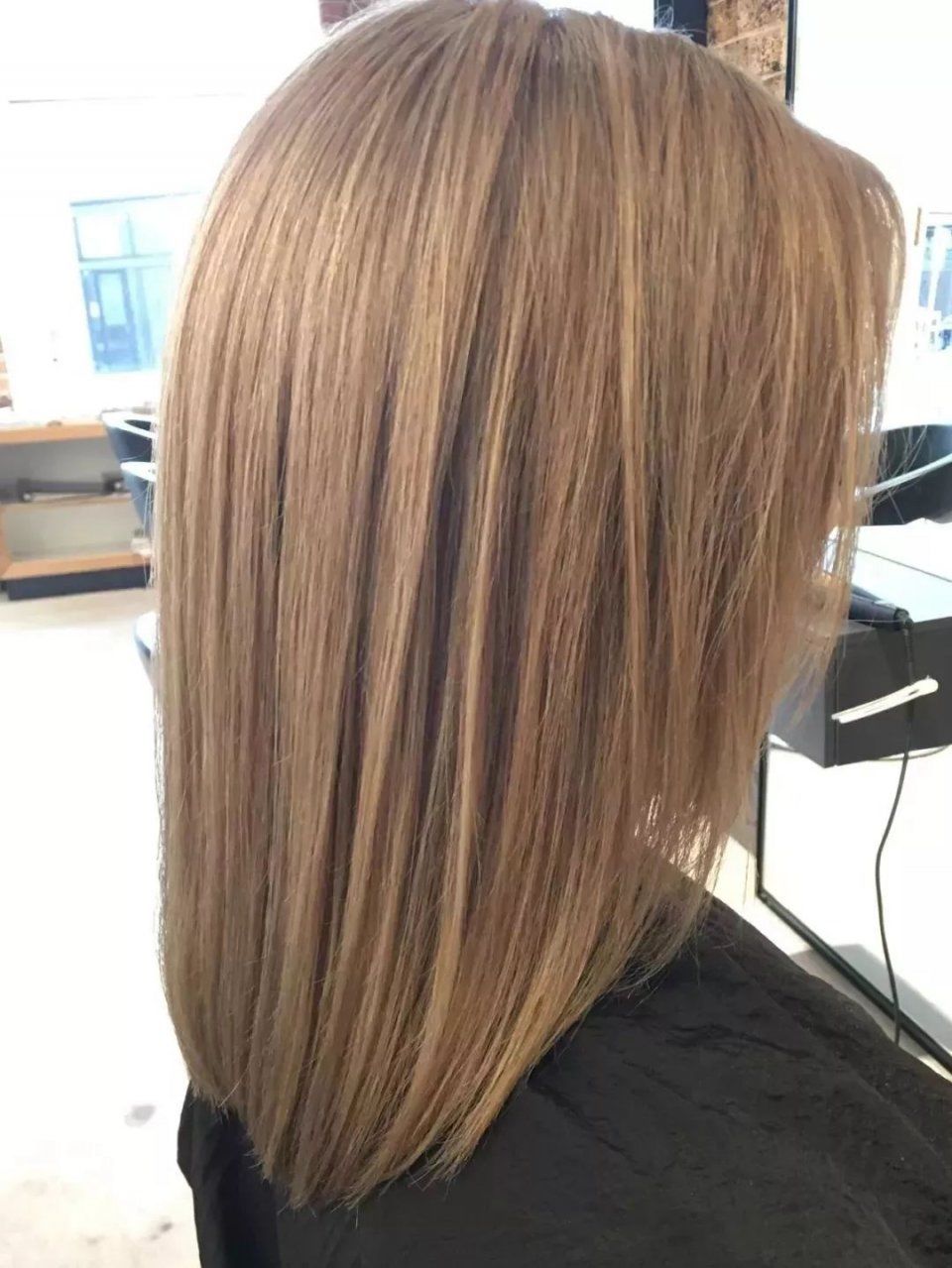 还在流行小奶狗?Instagram盐系小哥哥火遍悉尼CBD，只因他修长有