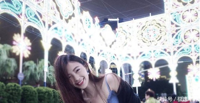 时尚摄影夜色下的小姐姐,会更加美丽哦!