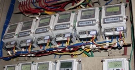 千名群众拒交电费，智能电表计量不精准，电费高得离谱