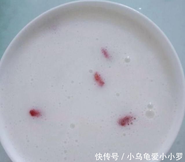  [最该]这东西，女人最该吃，淡化斑点，皮肤白皙，更有弹性