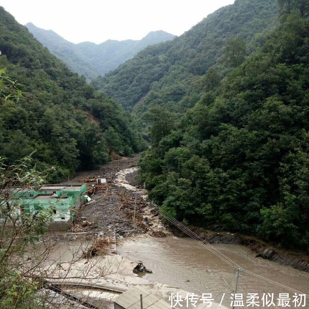 怪异！我国洞庭湖突然变色，NASA卫星紧急对准发现玄机