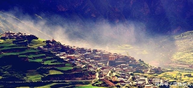  小时：中国最狭长的省份，东西1600多公里，火车穿省需15个小时