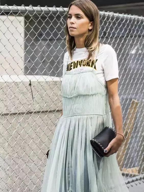 夏天最佳撩汉单品，我只认吊带裙