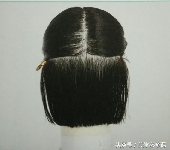 剪发必修课:时尚短发“前长后短”波波头,详细裁剪步骤,速收藏