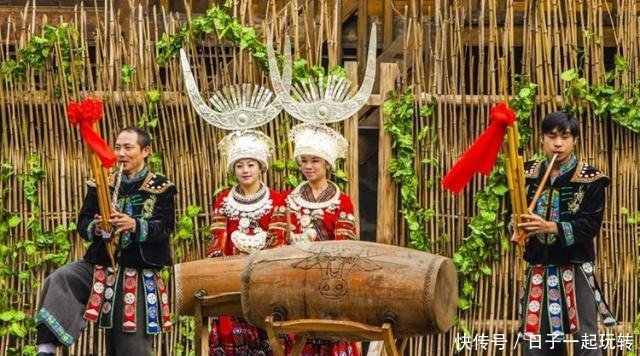 去苗寨,小伙子不要随便接姑娘送上来的一样东西,除非想留在苗寨