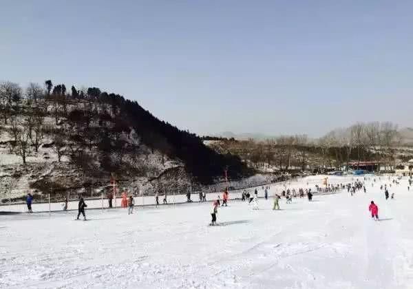 什么？民园要开滑雪场啦！艾莎饭按捺不住内心的小狂野了吧 约起