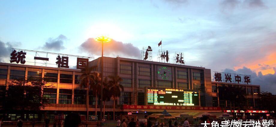  #江苏省#全国前50强城市，均衡发展的江苏省，为何占了9个城市？