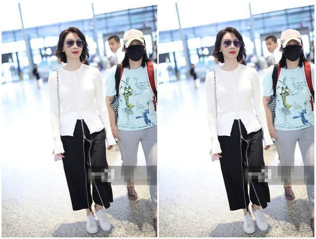 41岁陈数上衣下裤同开叉，时髦个性又减龄，网友：气场不输俞飞鸿