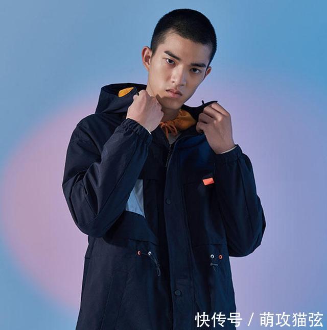  采用■你所热爱的高达，现在可以穿在身上了