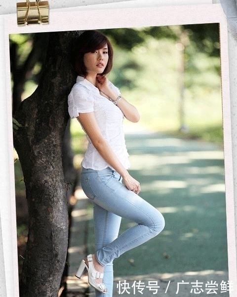 气质:牛仔裤的版型是非常修身,简约立体剪裁,潮流范十足