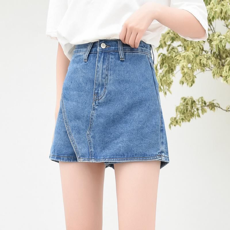 穿短裙露出安全比走光还尴尬，聪明女人穿防走光短裙裤，简约优雅