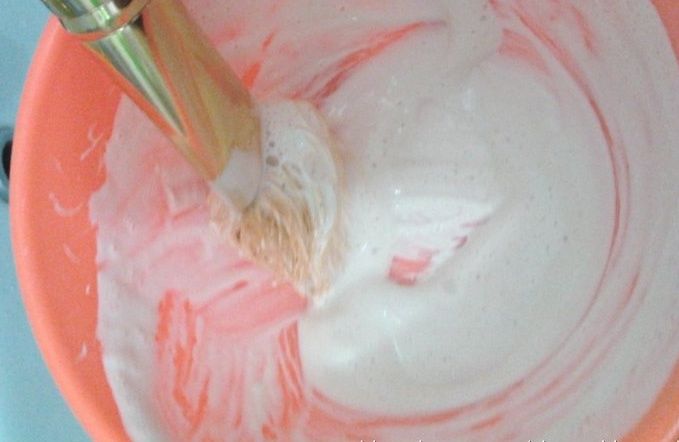 它是祛斑界的最强王者?随手一抹，斑点消散，肌肤吹弹可破白如玉