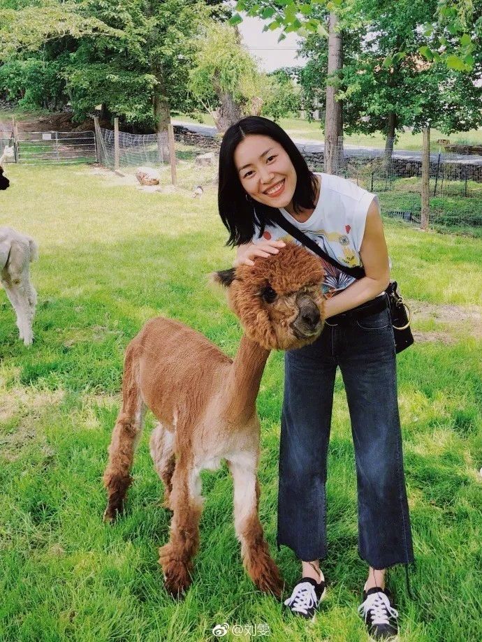 围观| 不用美颜照样美翻，为啥刘雯的夏天妆容就能这么持久?