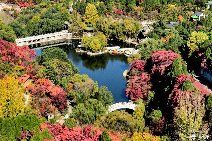 红遍万山的红叶谷【2020热门旅游景点】