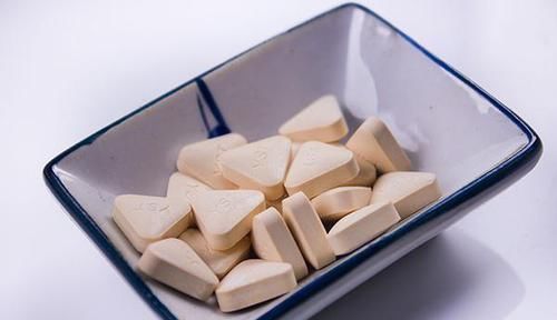  几块钱■几块钱的和几十块的维生素C，有什么区别？选哪个好？