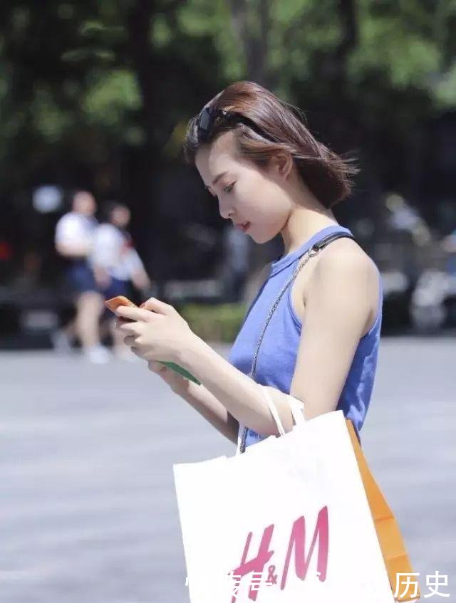 「美女」短发的清爽美女,是邻家小姐姐的感觉!