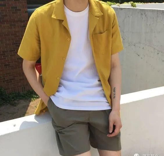  #搭配#男生“短裤+衬衫”穿搭，帅了一脸