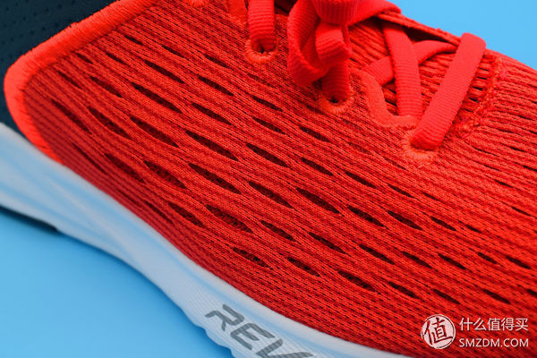 轻薄艳之夏跑鞋--New Balance FuelCore 5000跑鞋开箱