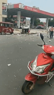 吃8424西瓜感染病毒死亡？在加油站扫二维码引发爆炸？上海辟谣平