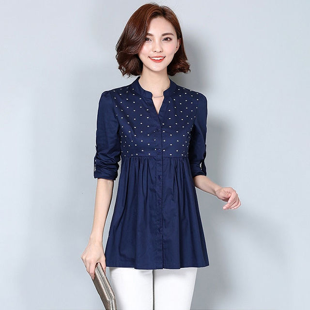 讲真的!70后老婆学下图穿小衫，洋气又迷人，美得令人念念不忘