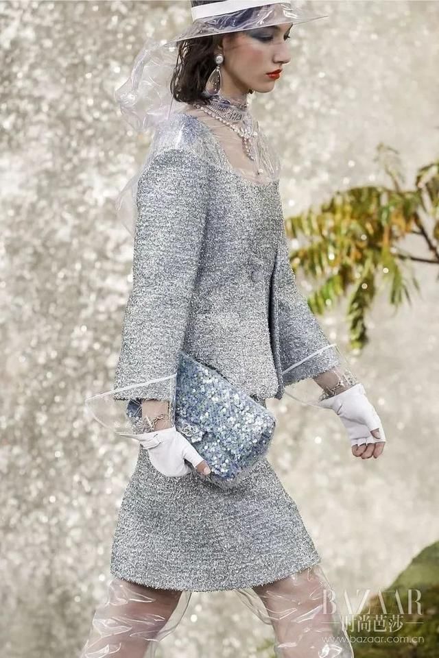 谁的小眼睛还没看过来，我的XXXL号耳环吸引不了你么?