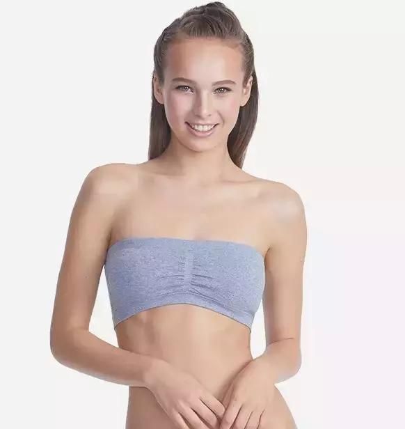 维密、HM、6ixty8ight 这些牌子的内衣……